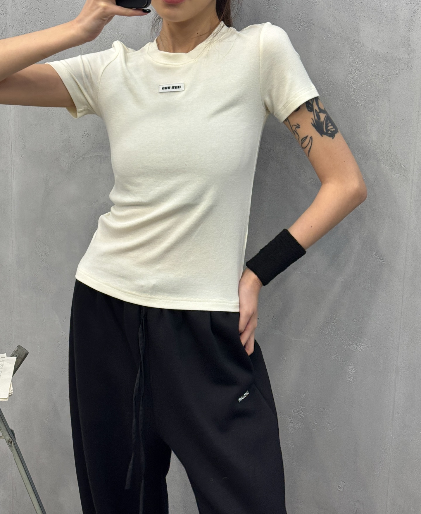 🌾Miu ｜ 新款打底短袖t，基础修身版型，进口莱赛尔羊毛面料亲肤感超强，时尚休闲，尺码sml