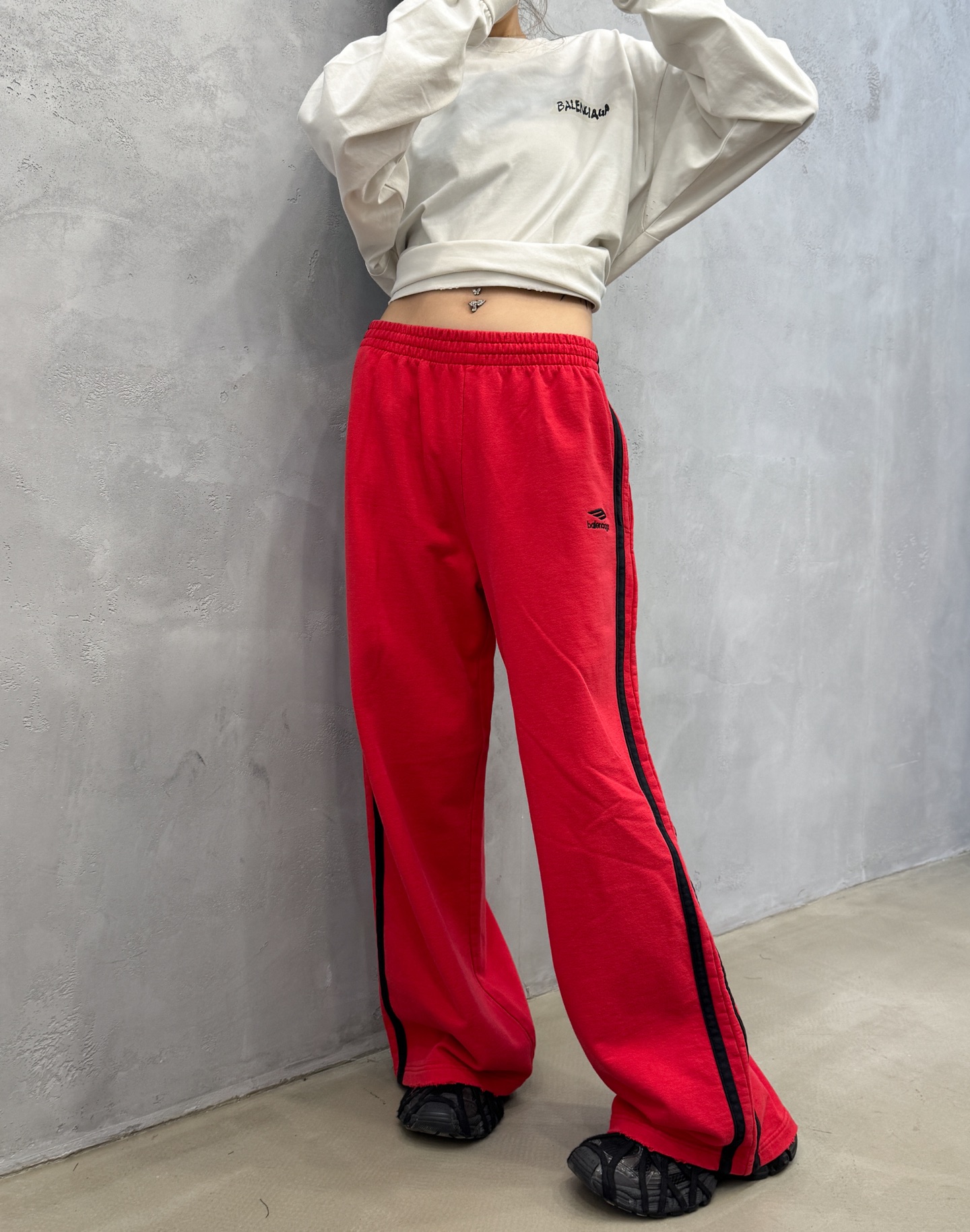 🌾巴黎 ｜ 新款休闲卫裤，成衣洗水吊磨工艺加经典刺绣标，手工车侧杠，男女同款，尺码sml