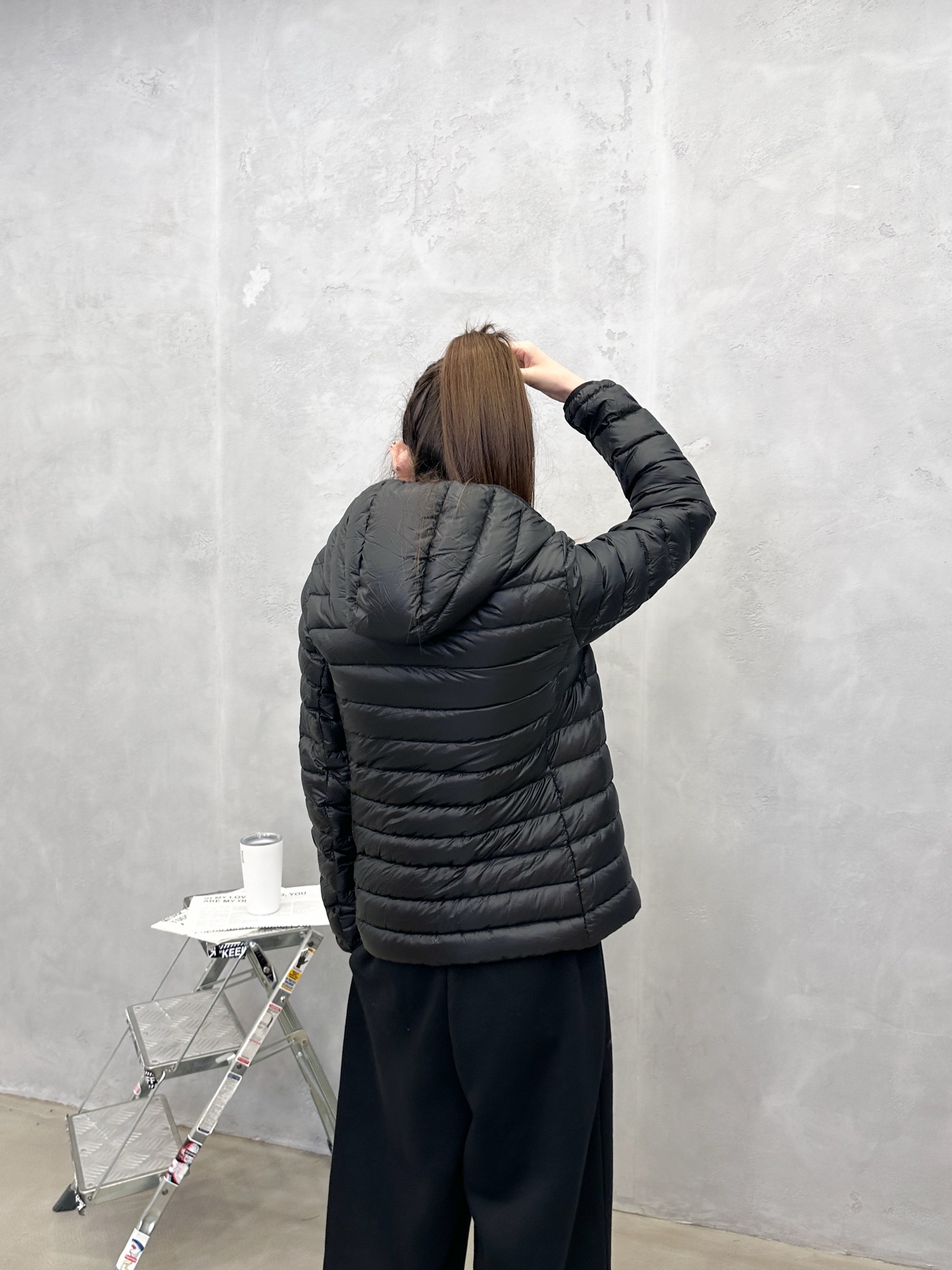 🌾Miu ｜ 新款羽绒服，经典进口印花标，手工车线多间隔款式，超薄品牌无胆羽绒面料，90白鹅绒填充，休闲