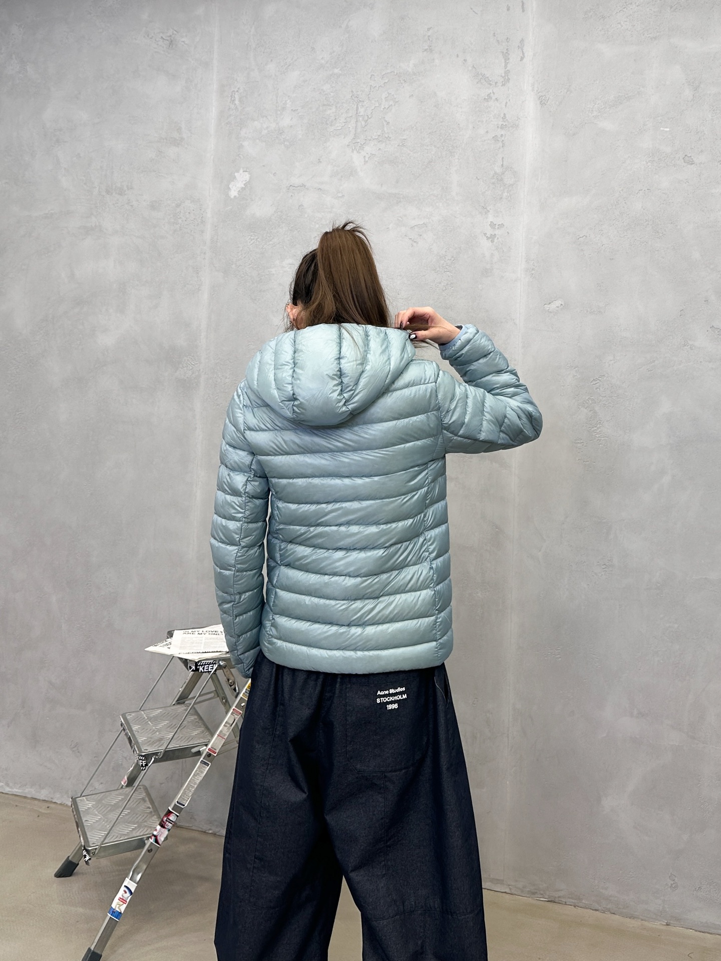 🌾Miu ｜ 新款羽绒服，经典进口印花标，手工车线多间隔款式，超薄品牌无胆羽绒面料，90白鹅绒填充，休闲