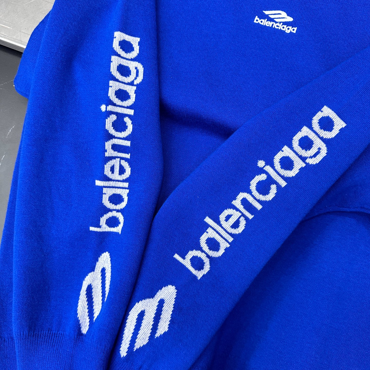 🌾巴黎 ｜ 新款羊毛上衣，经典刺绣标，提花羊毛混纺纱线，时尚休闲，男女同款，尺码sml