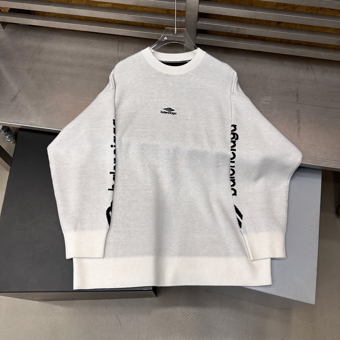 🌾巴黎 ｜ 新款羊毛上衣，经典刺绣标，提花羊毛混纺纱线，时尚休闲，男女同款，尺码sml