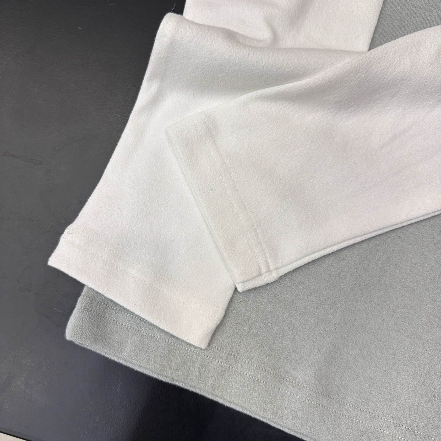 🌾Acne ｜ 新款长袖t，成衣洗水加经典刺绣标，进口特殊高密毛巾布面料，假两件款式，休闲时尚男女同款，