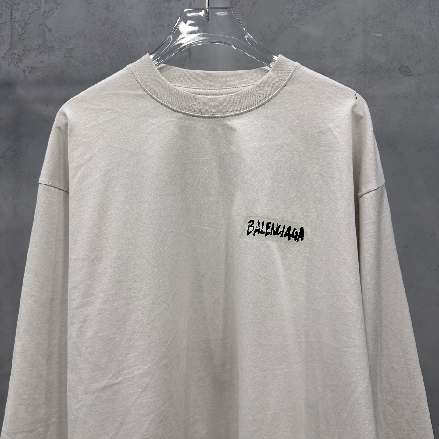 🌾巴黎 ｜ 新款长袖t，成衣洗水吊磨加特殊胶布印花工艺，男女同款，尺码sml