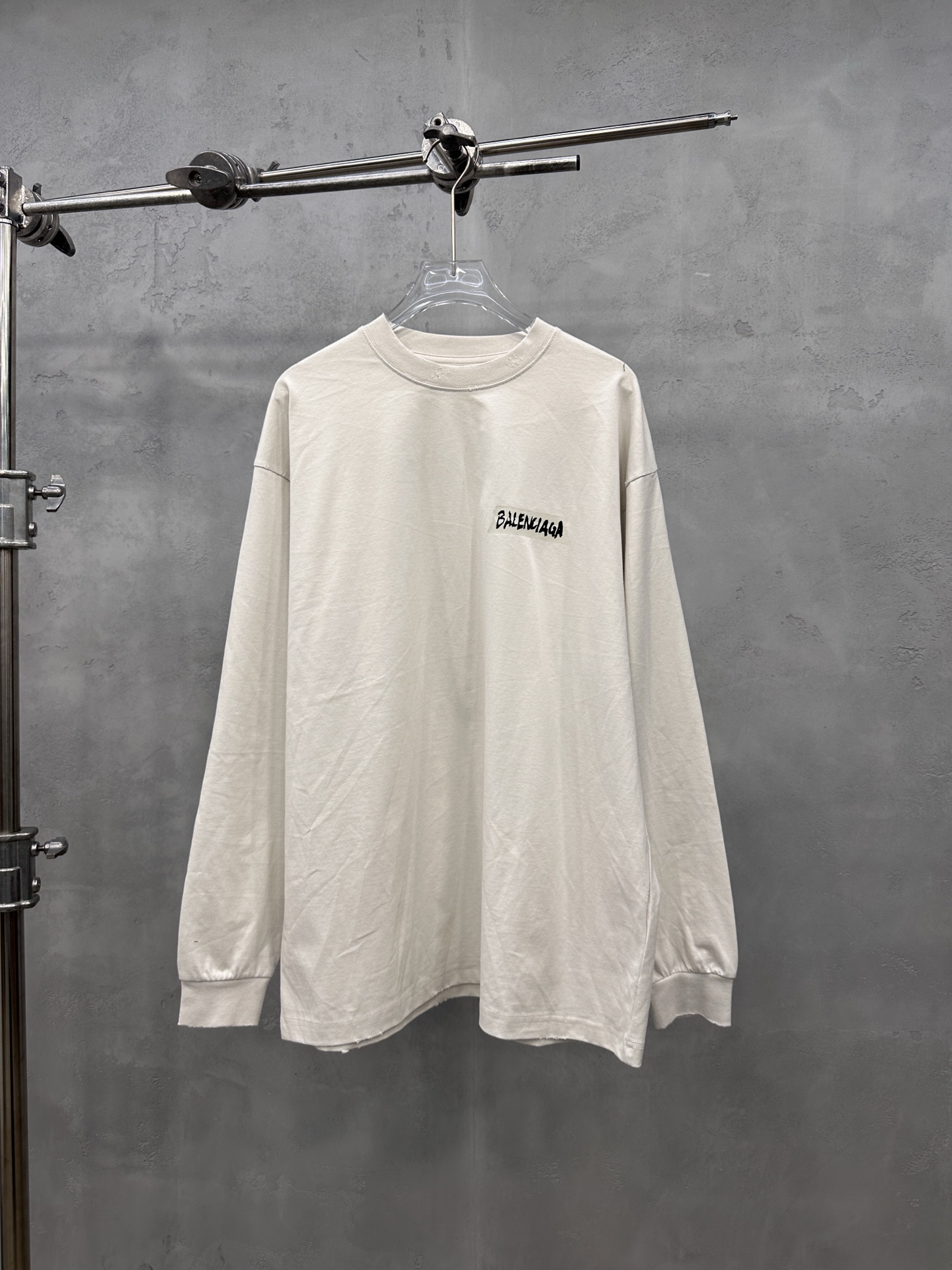 🌾巴黎 ｜ 新款长袖t，成衣洗水吊磨加特殊胶布印花工艺，男女同款，尺码sml