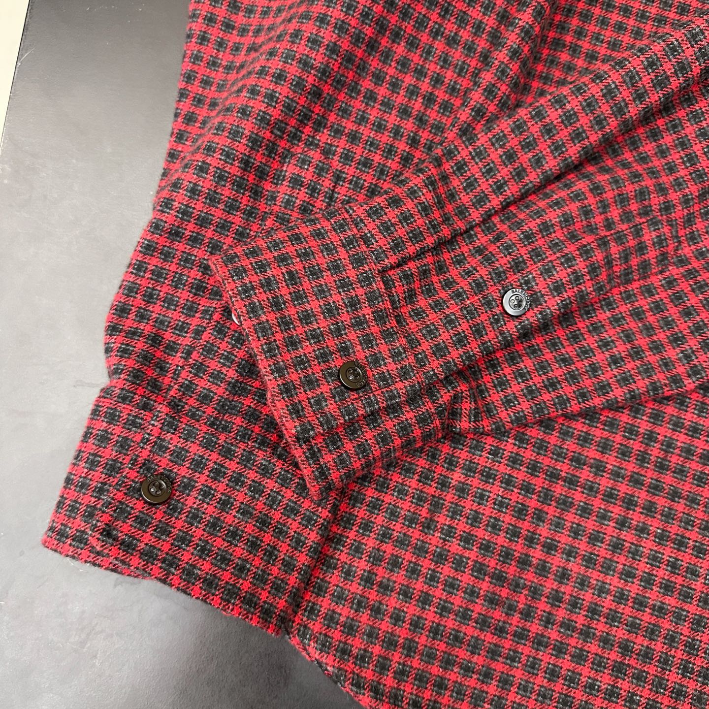 🌾巴黎 ｜ 新款衬衣外套，成衣洗水加经典刺绣标，品牌加厚色织全棉格子面料，男女同款，尺码sml