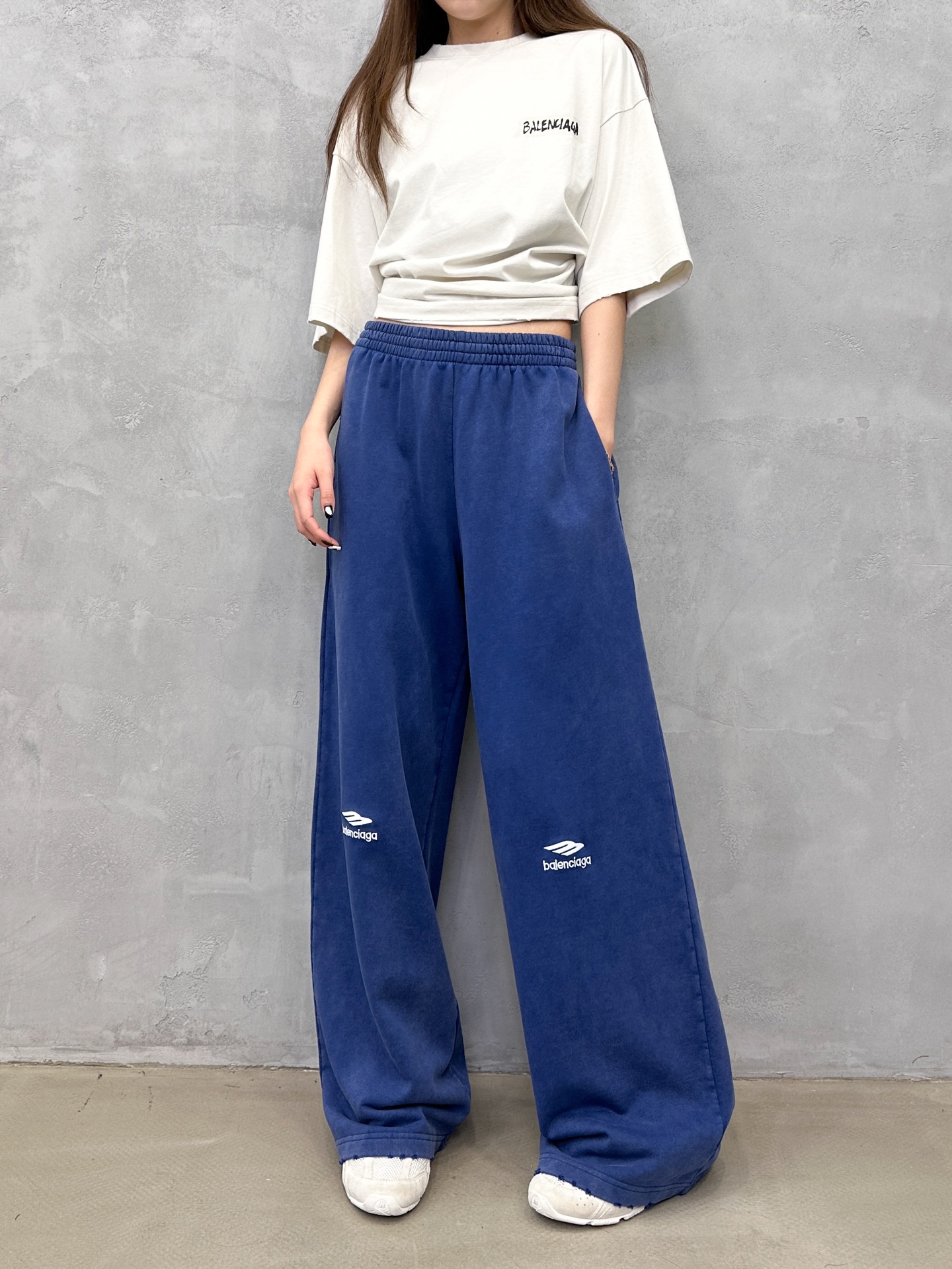 🌾巴黎 ｜ 新款休闲卫裤，成衣洗水炒色吊磨工艺加经典刺绣标，抓绒保暖面料，男女同款，尺码sml