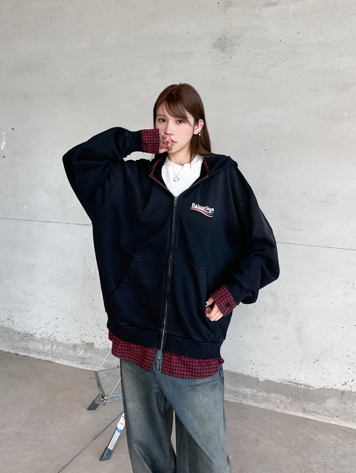 🌾巴黎 ｜ 新款拼接卫衣开衫，成衣洗水喷色吊磨工艺加前后印花，经典假两件拼接做工，男女同款，尺码sml