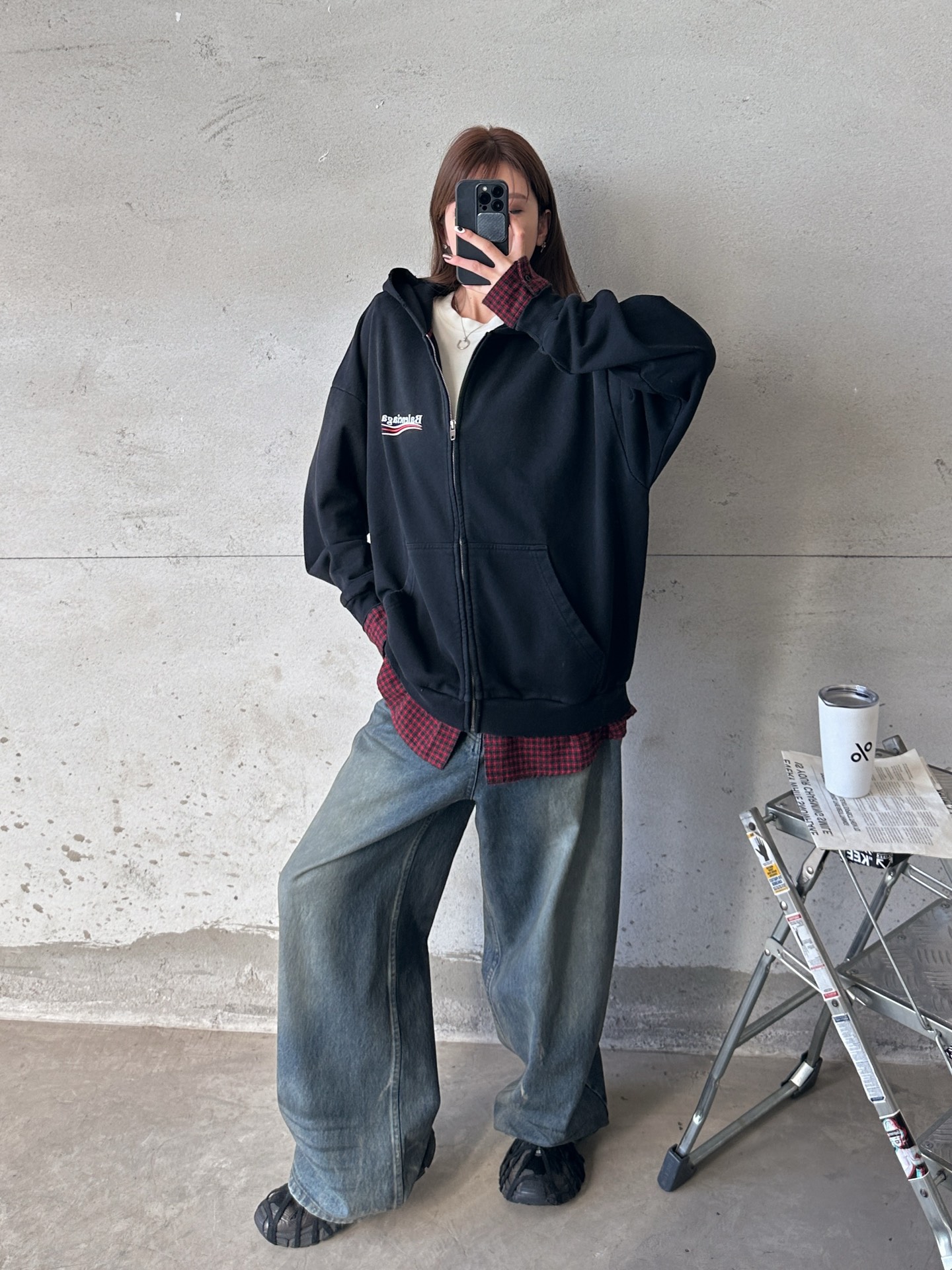 🌾巴黎 ｜ 新款拼接卫衣开衫，成衣洗水喷色吊磨工艺加前后印花，经典假两件拼接做工，男女同款，尺码sml