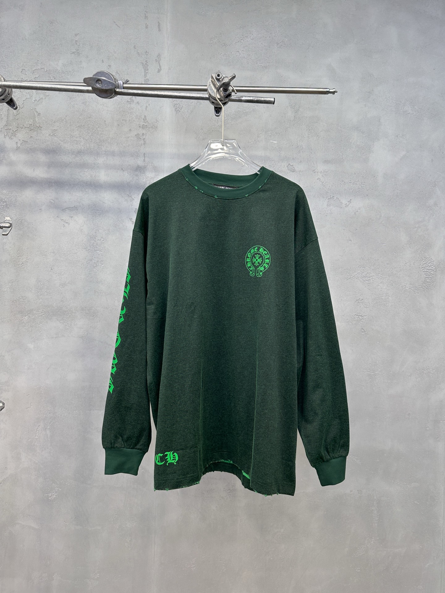 🌾克罗心 ｜ 新款长袖t，成衣洗水吊磨工艺加5处印花，特殊彩棉面料，男女同款，尺码sml