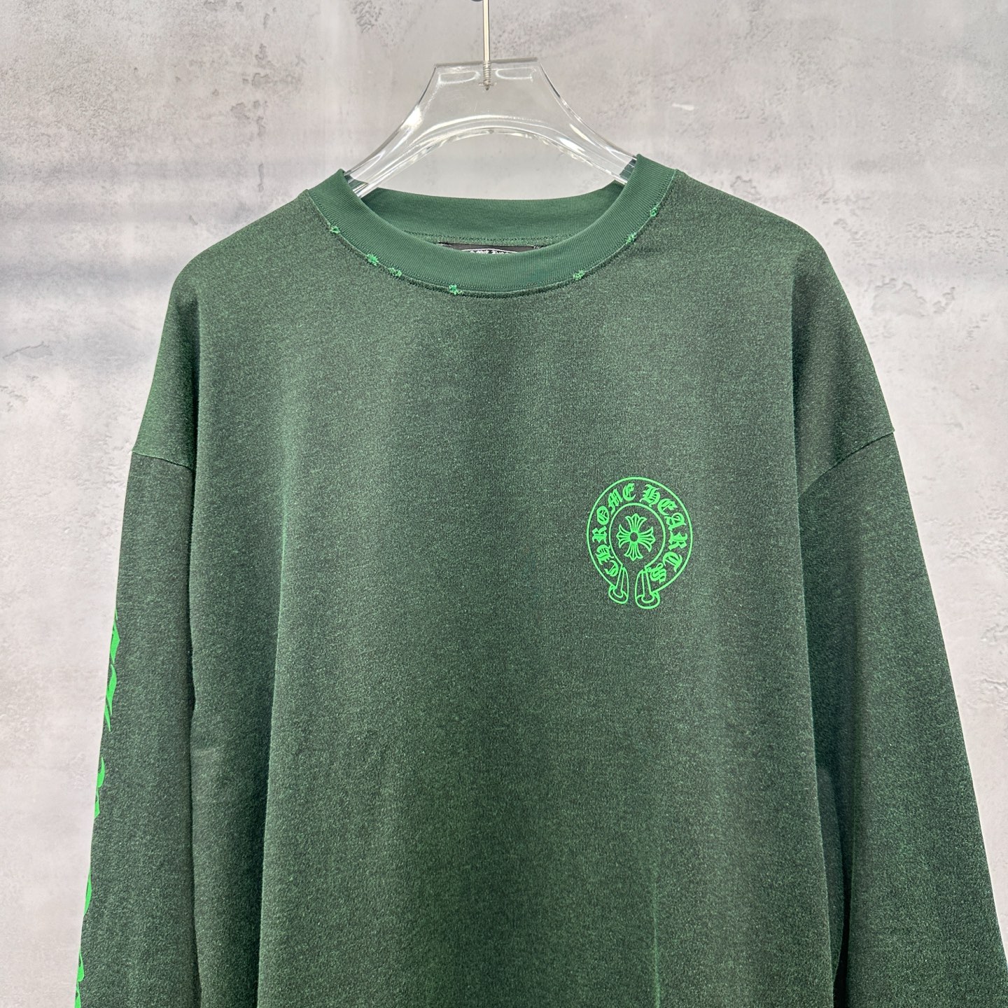 🌾克罗心 ｜ 新款长袖t，成衣洗水吊磨工艺加5处印花，特殊彩棉面料，男女同款，尺码sml