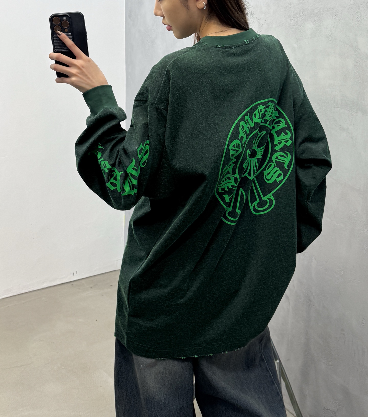 🌾克罗心 ｜ 新款长袖t，成衣洗水吊磨工艺加5处印花，特殊彩棉面料，男女同款，尺码sml