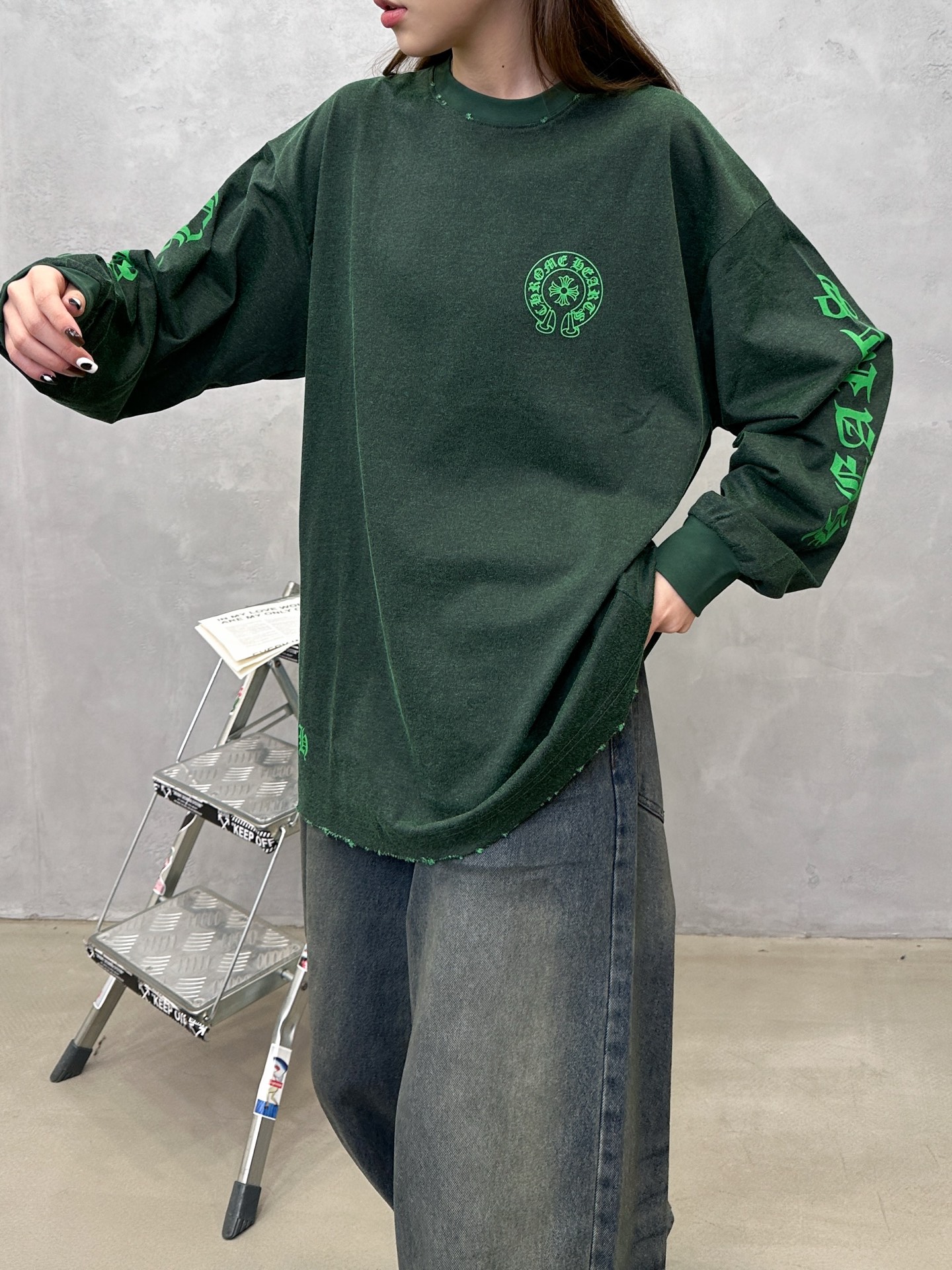 🌾克罗心 ｜ 新款长袖t，成衣洗水吊磨工艺加5处印花，特殊彩棉面料，男女同款，尺码sml