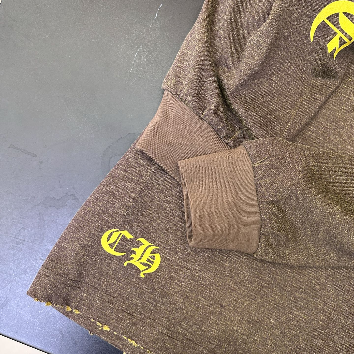 🌾克罗心 ｜ 新款长袖t，成衣洗水吊磨工艺加5处印花，特殊彩棉面料，男女同款，尺码sml