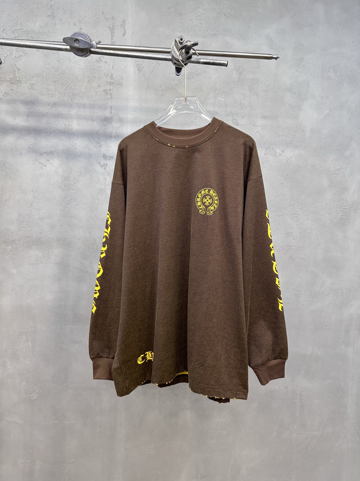 🌾克罗心 ｜ 新款长袖t，成衣洗水吊磨工艺加5处印花，特殊彩棉面料，男女同款，尺码sml