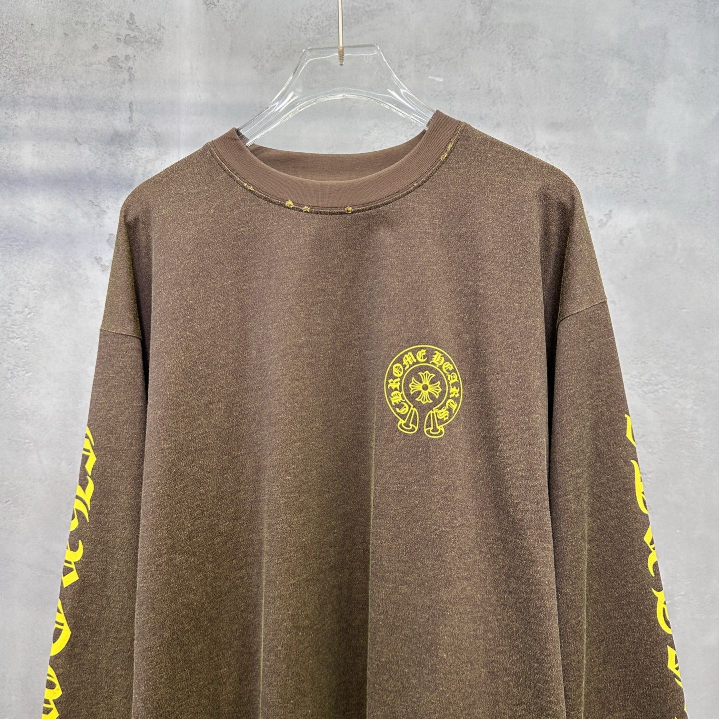 🌾克罗心 ｜ 新款长袖t，成衣洗水吊磨工艺加5处印花，特殊彩棉面料，男女同款，尺码sml