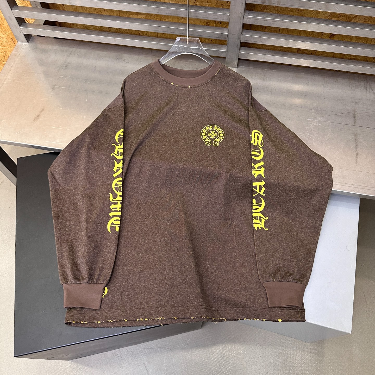 🌾克罗心 ｜ 新款长袖t，成衣洗水吊磨工艺加5处印花，特殊彩棉面料，男女同款，尺码sml