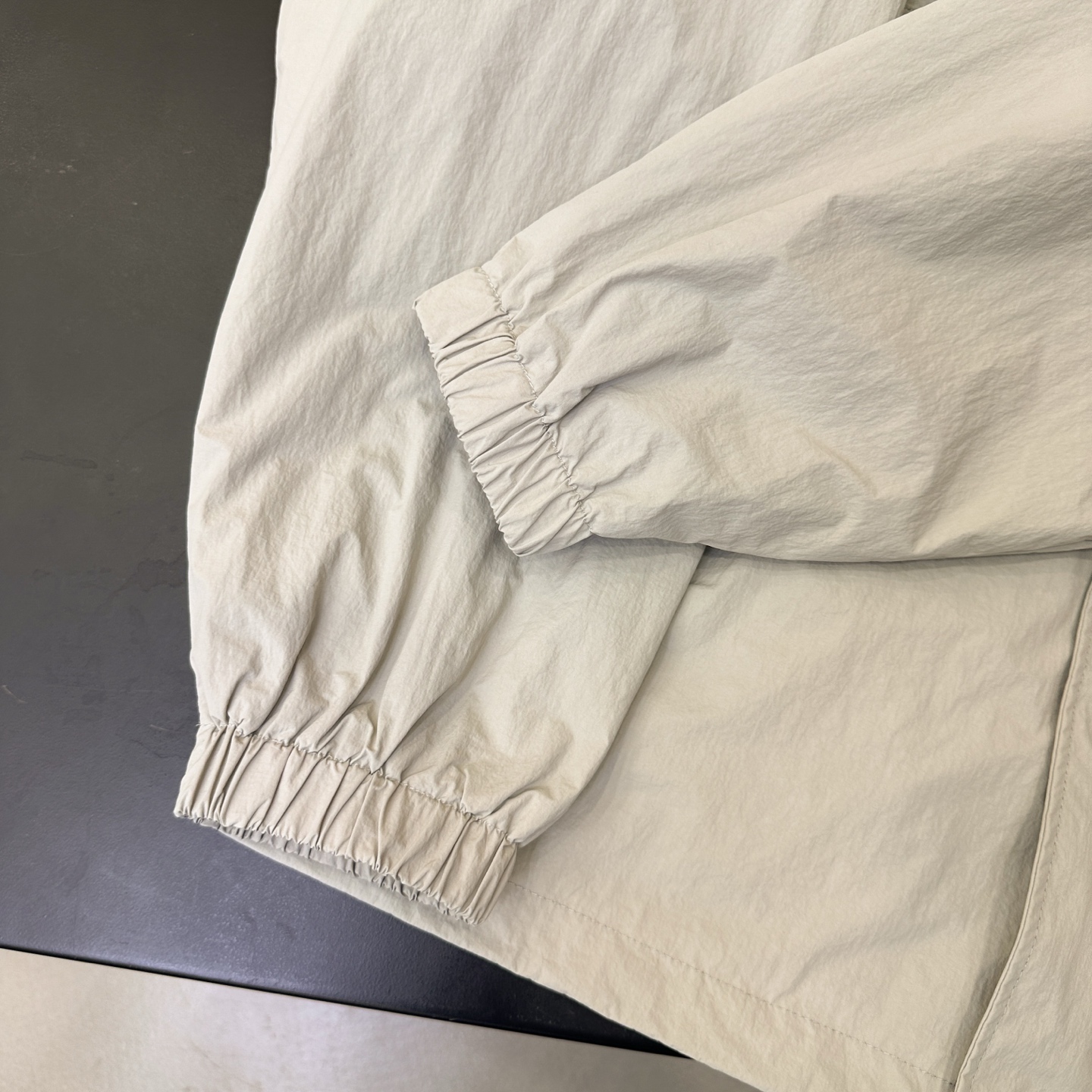 🌾Acne ｜ 新款休闲风衣，成衣洗水加经典印花标，双层做工，内里全棉色织格纹面料，休闲时尚，男女同款，