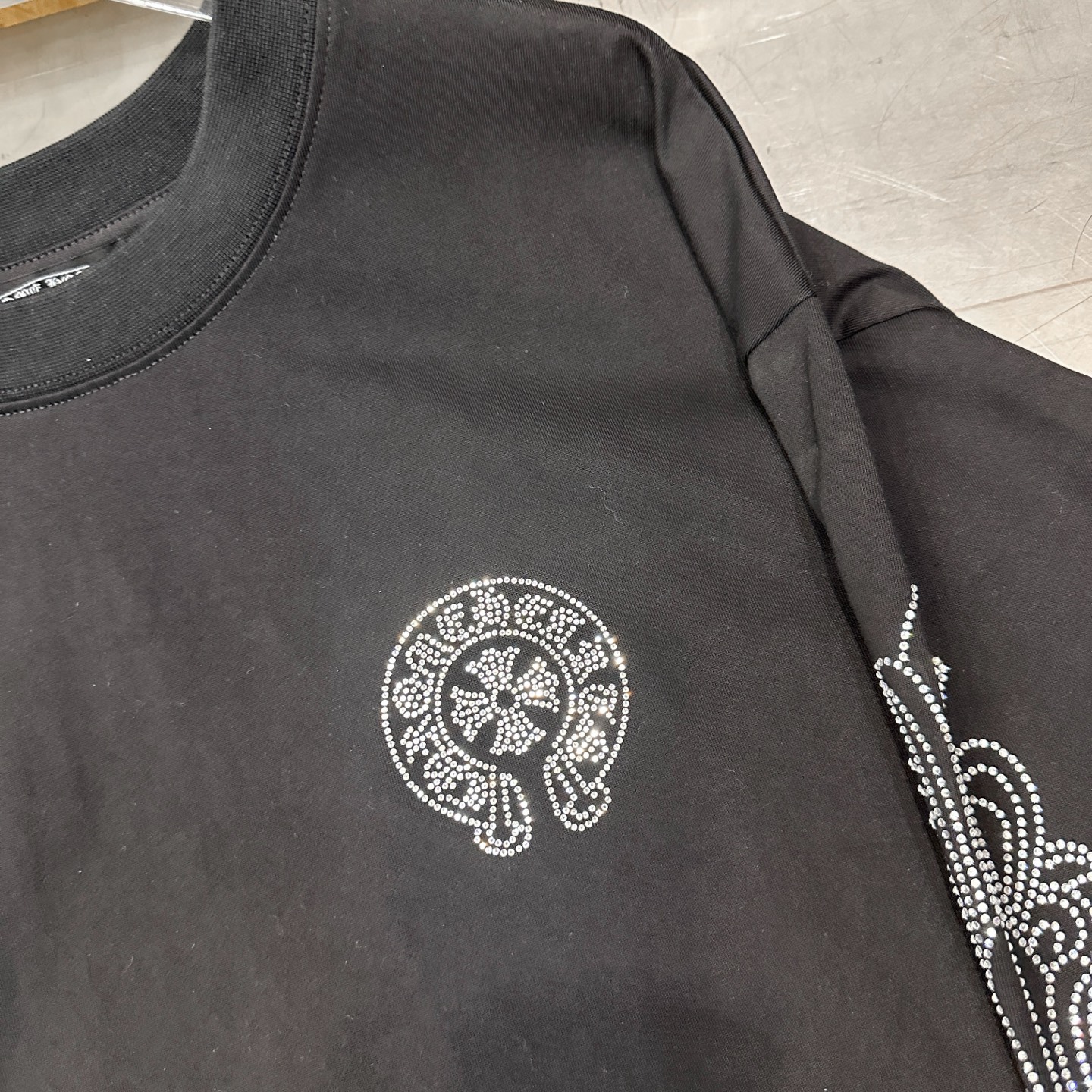 🌾克罗心 ｜ 新款长袖t，成衣洗水加5处烫钻工艺，休闲时尚，尺码sml