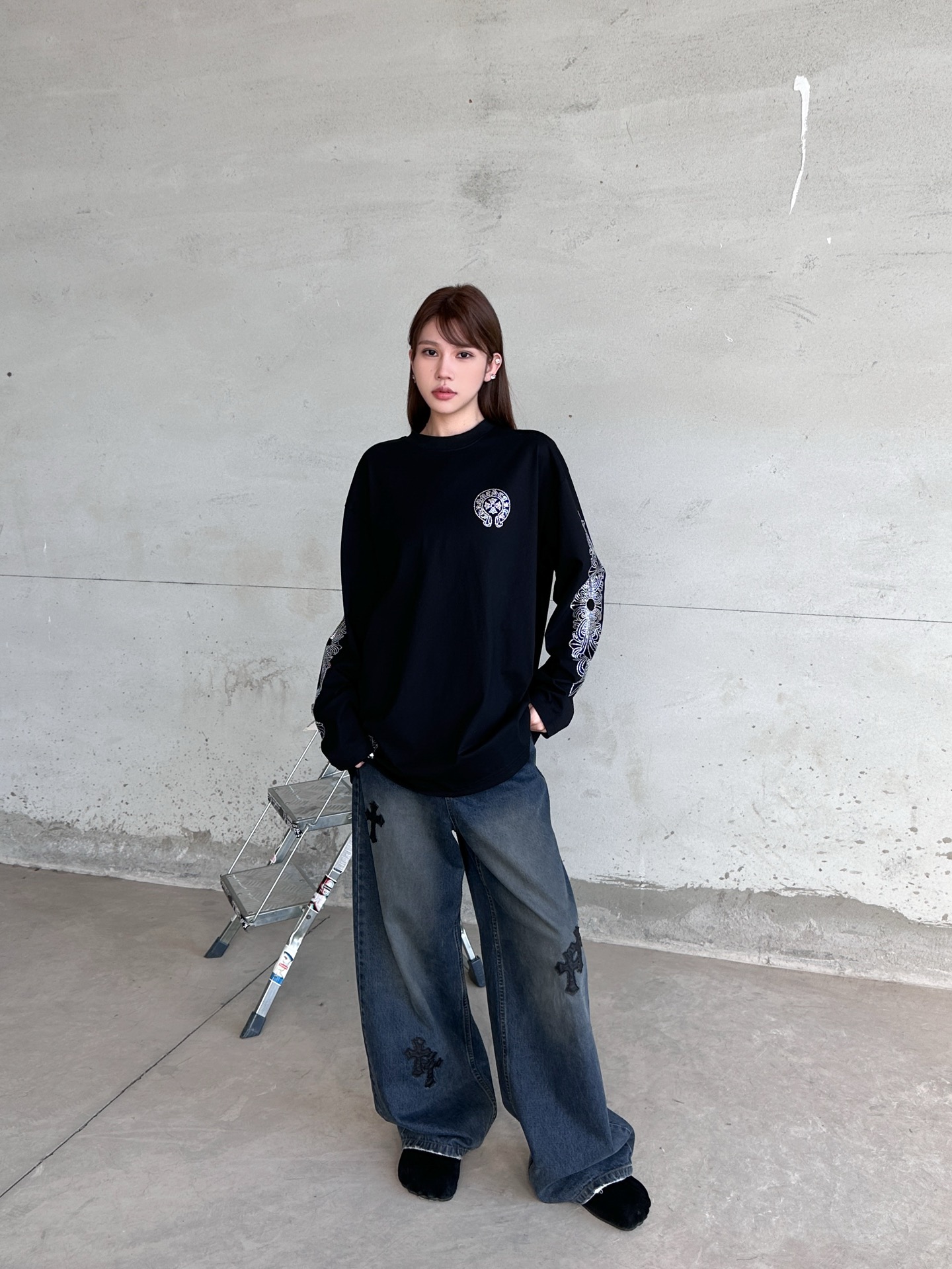 🌾克罗心 ｜ 新款长袖t，成衣洗水加5处烫钻工艺，休闲时尚，尺码sml