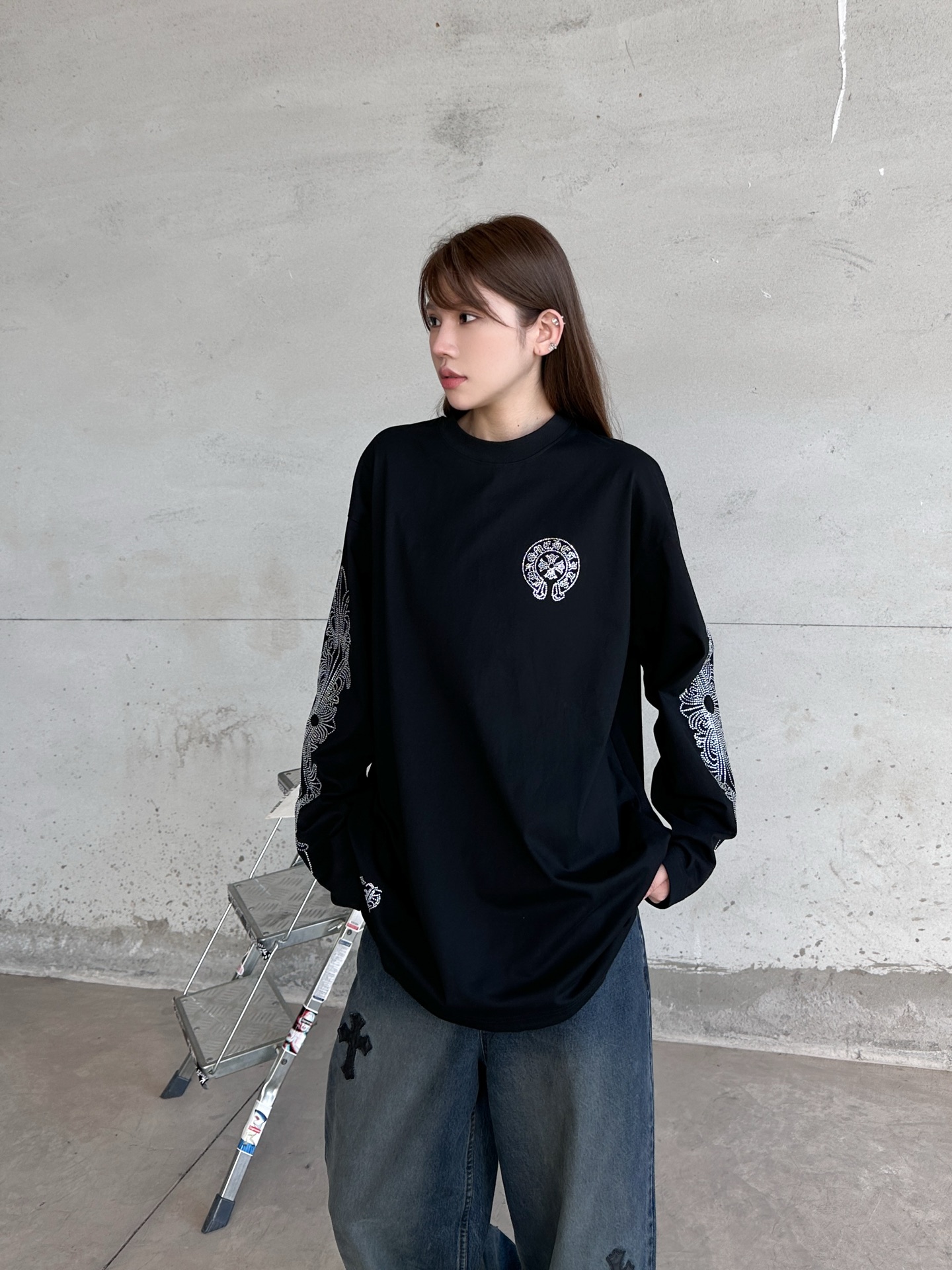 🌾克罗心 ｜ 新款长袖t，成衣洗水加5处烫钻工艺，休闲时尚，尺码sml