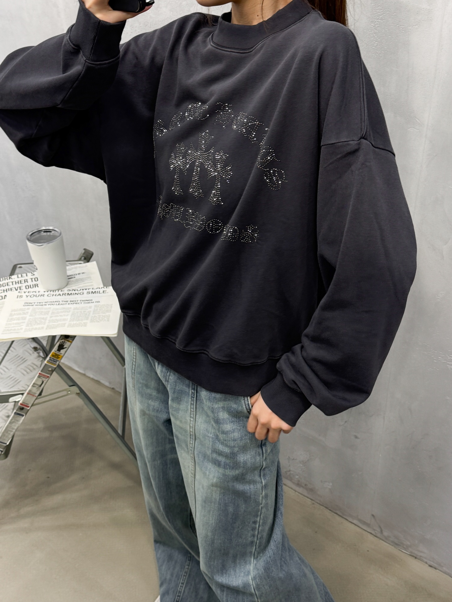 🌾克罗心 ｜ 新款圆领卫衣，成衣洗水喷色吊磨工艺加烫钻，男女同款，尺码sml