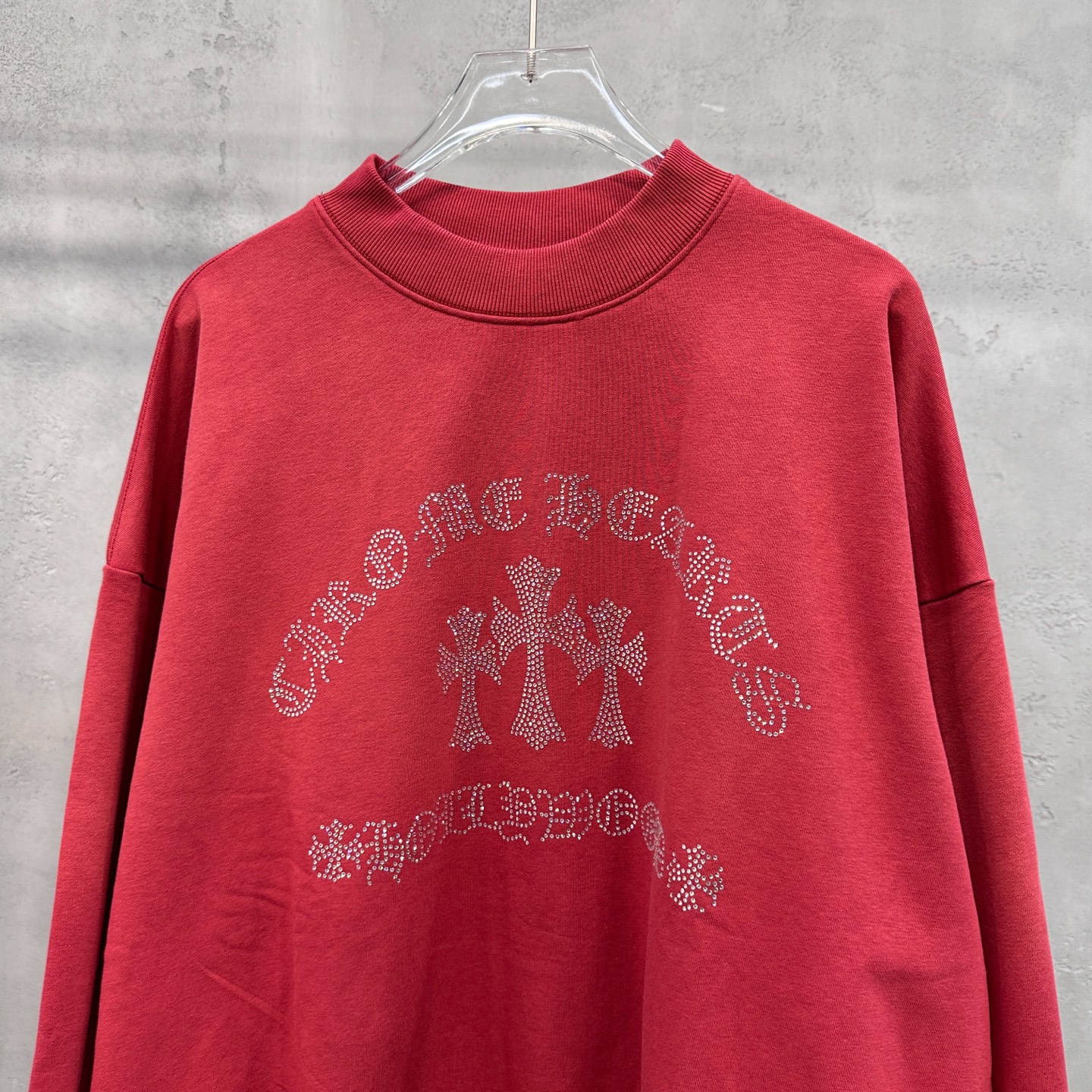 🌾克罗心 ｜ 新款圆领卫衣，成衣洗水喷色吊磨工艺加烫钻，男女同款，尺码sml