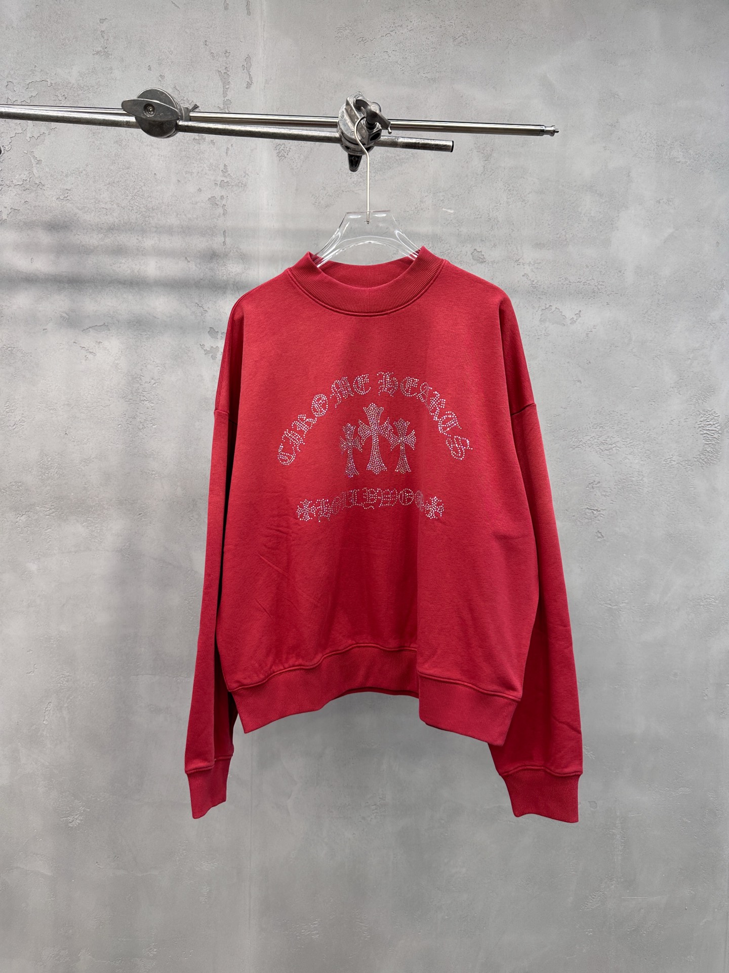 🌾克罗心 ｜ 新款圆领卫衣，成衣洗水喷色吊磨工艺加烫钻，男女同款，尺码sml