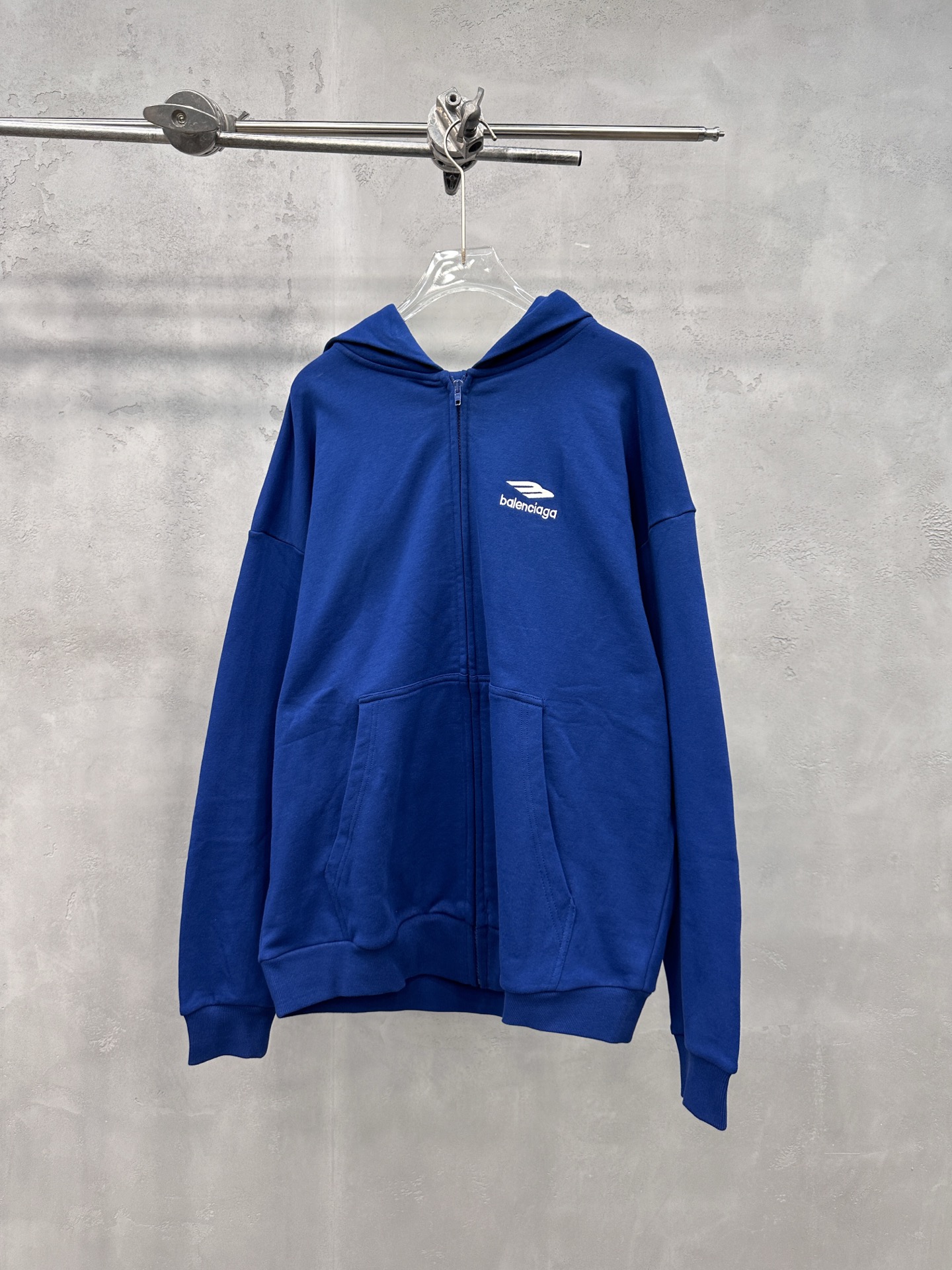 🌾巴黎 ｜ 新款卫衣开衫，成衣洗水刺绣工艺，男女同款，尺码sml