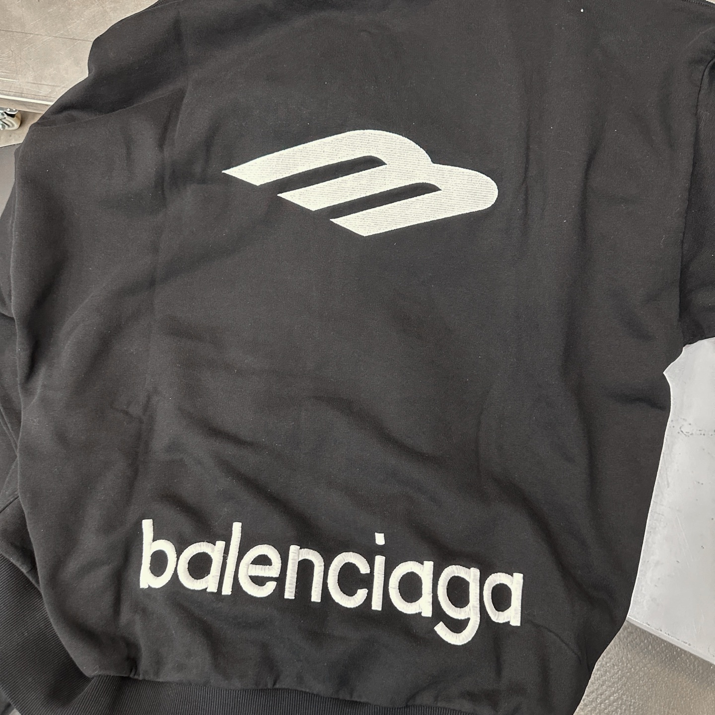 🌾巴黎 ｜ 新款卫衣开衫，成衣洗水刺绣工艺，男女同款，尺码sml