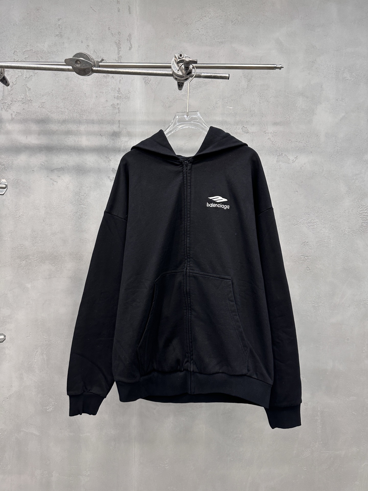 🌾巴黎 ｜ 新款卫衣开衫，成衣洗水刺绣工艺，男女同款，尺码sml