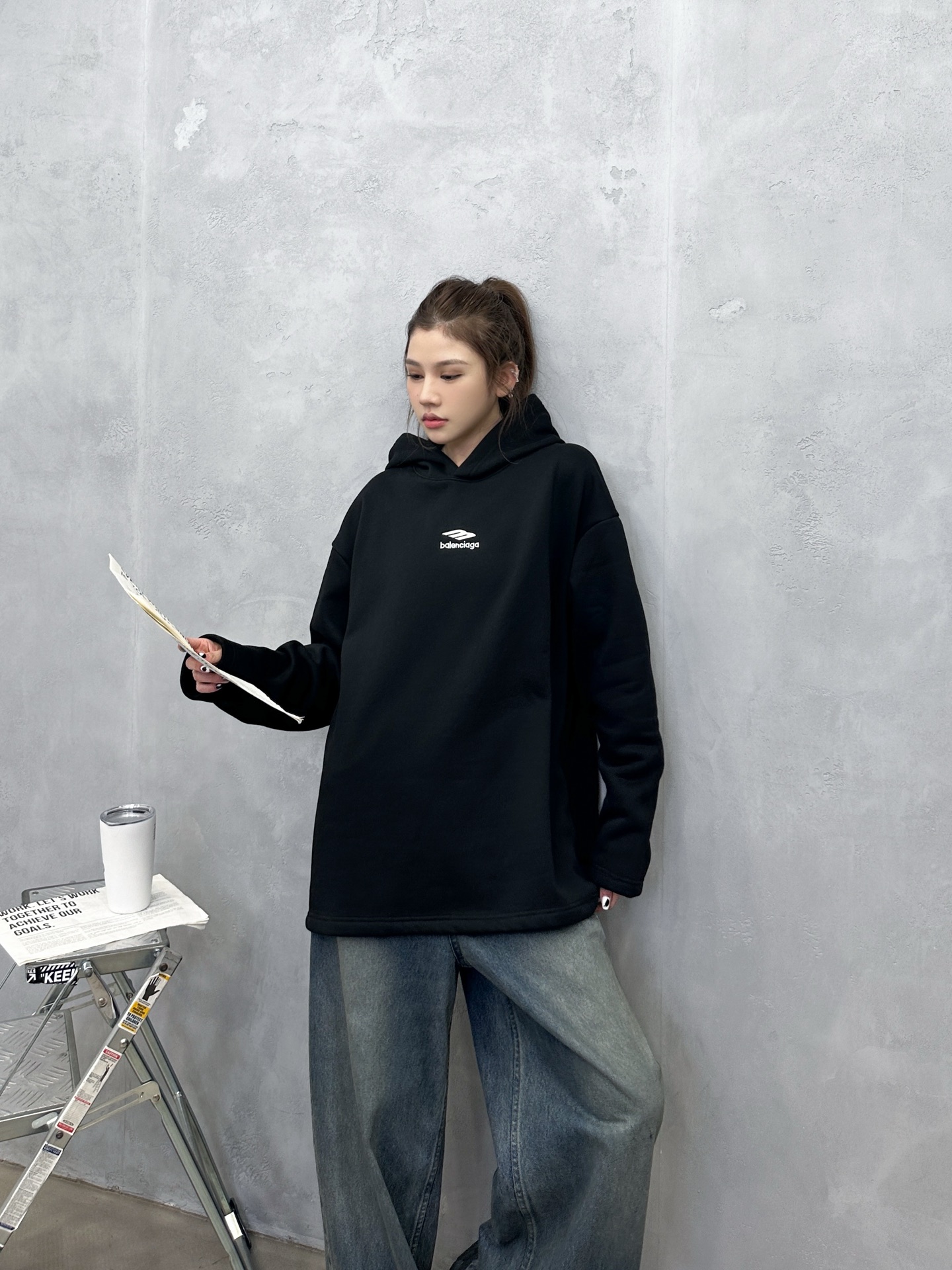 🌾巴黎 ｜ 新款保暖卫衣，前后刺绣标，保暖空气层面料，男女同款，尺码sml