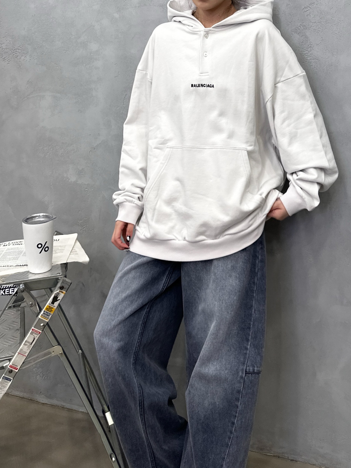 巴黎 ｜ 新款连帽卫衣，成衣洗水加前后刺绣工艺，男女同款，尺码sml