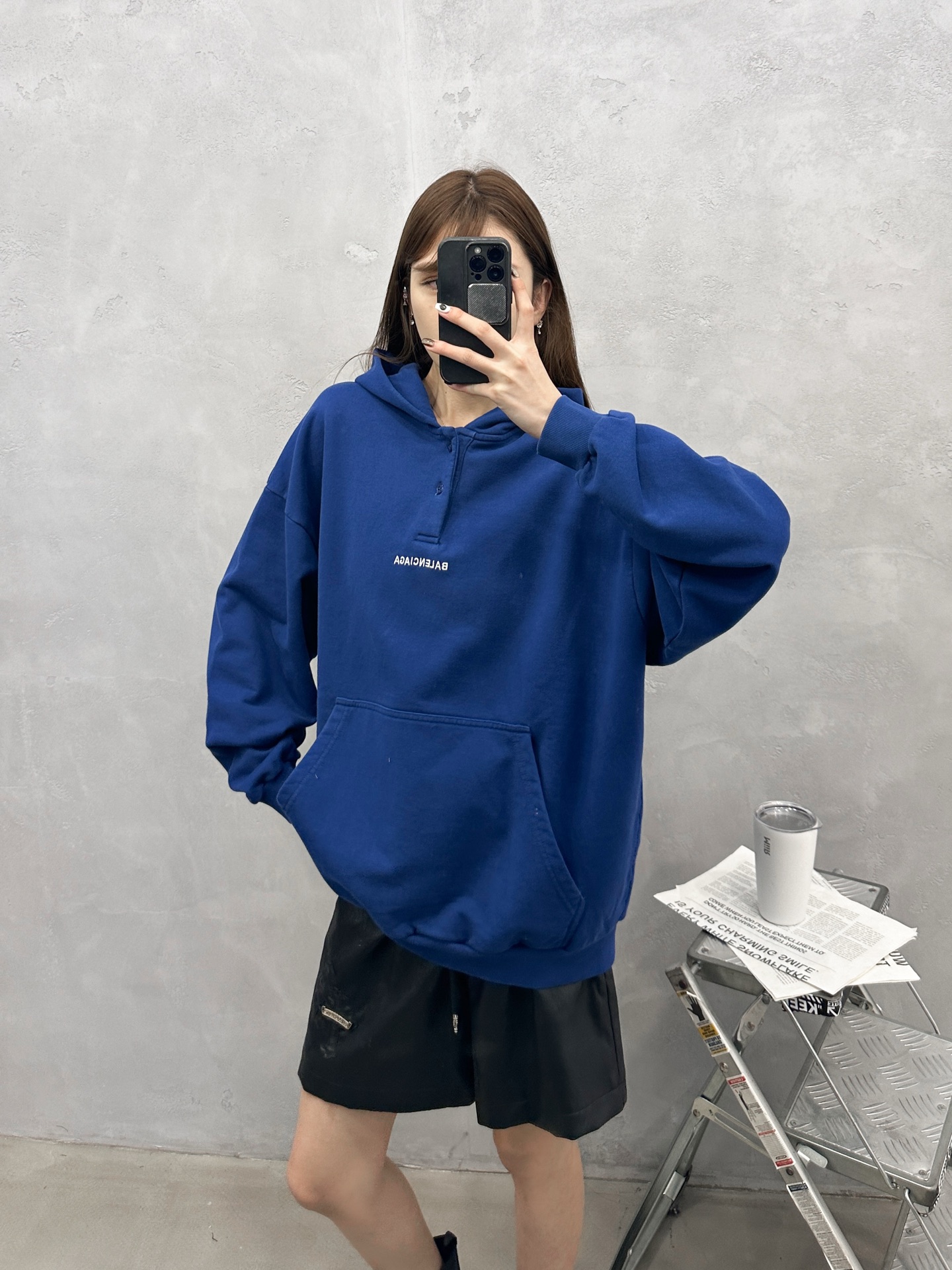 巴黎 ｜ 新款连帽卫衣，成衣洗水加前后刺绣工艺，男女同款，尺码sml