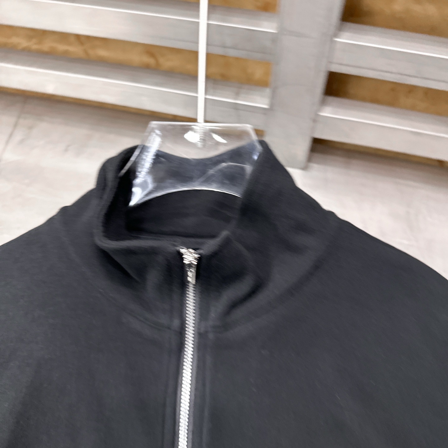 miu ｜ 新款保暖开衫，经典刺绣标，科技保暖面料，休闲时尚，尺码sml