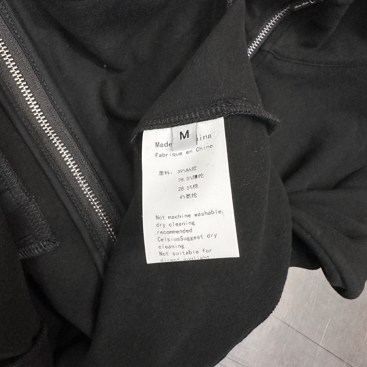 miu ｜ 新款保暖开衫，经典刺绣标，科技保暖面料，休闲时尚，尺码sml