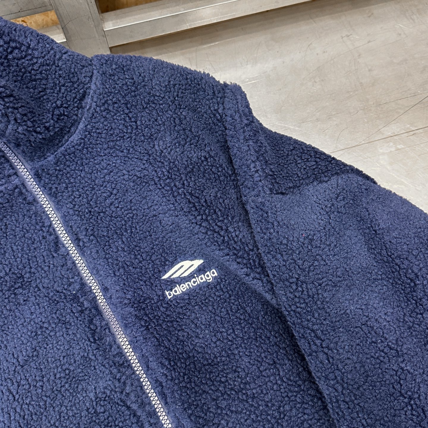 巴黎 ｜ 新款休闲外套，经典刺绣标，加厚保暖摇粒绒面料，时尚休闲，男女同款，尺码sml