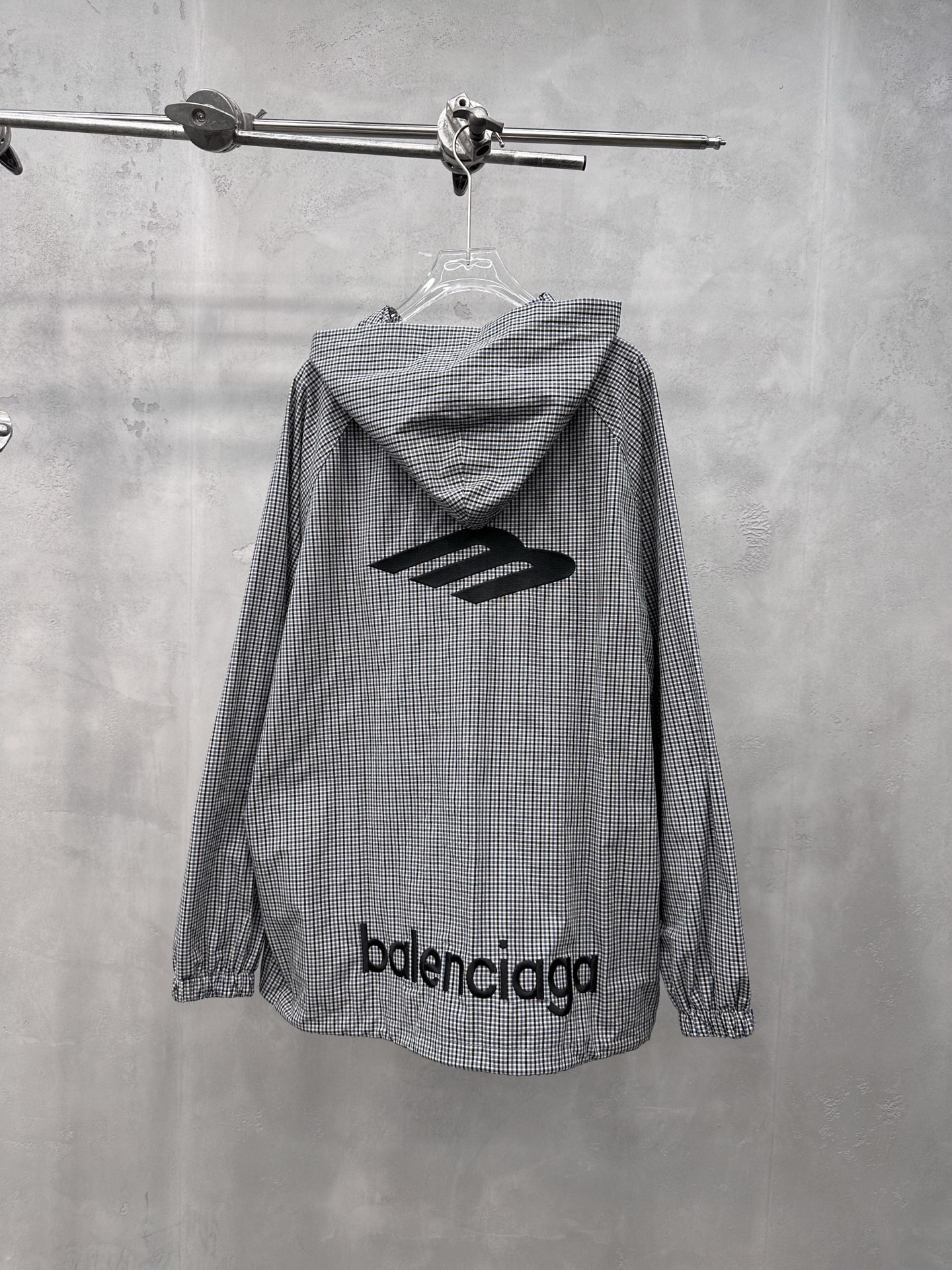 巴黎 ｜ 新款休闲外套，品牌定织棉麻色织格子面料，前后经典刺绣标，双层结构休闲款式，男女同款，尺码sml