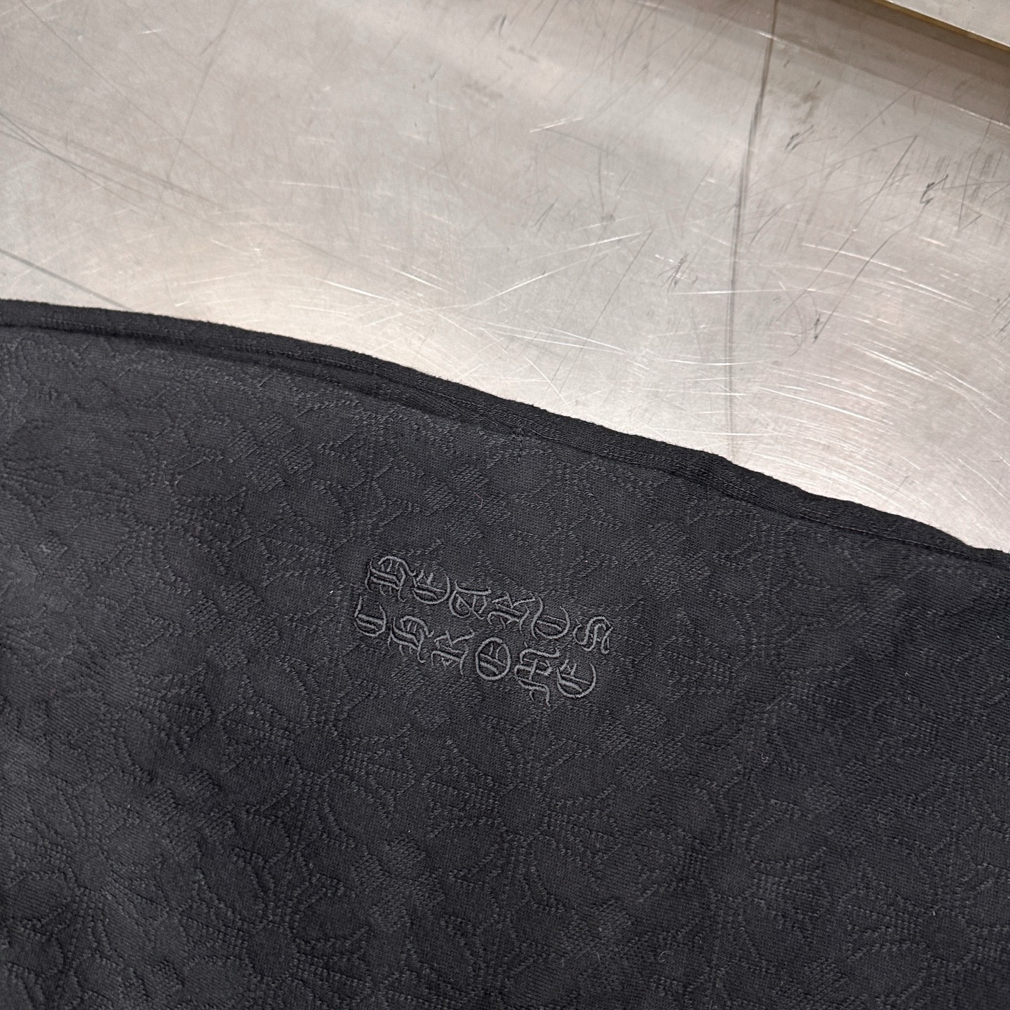 克罗心 ｜ 新款休闲卫裤，成衣洗水炒色工艺加手工刺绣十字标，男女同款，尺码sml