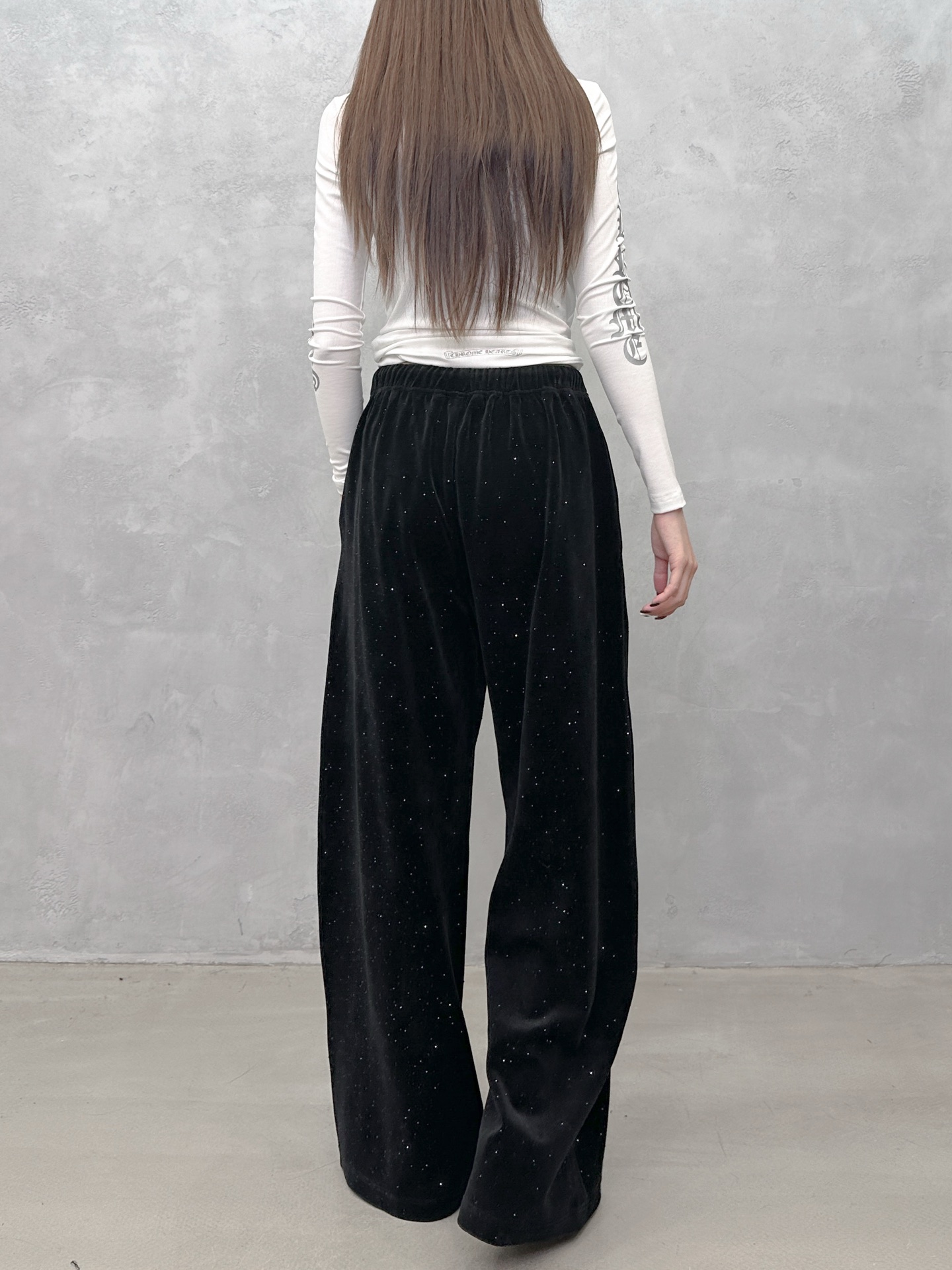 克罗心 ｜ 新款休闲裤，成衣洗水烫钻工艺，进口蜡染丝绒面料，休闲时尚，尺码sml