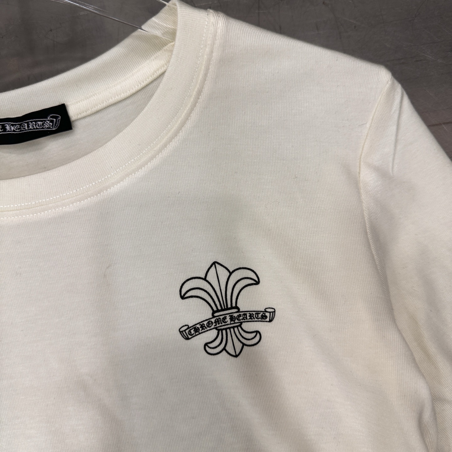 克罗心 ｜ 新款长袖打底，成衣洗水加多处印花工艺，莱赛尔羊毛面料亲肤感超强，尺码sml