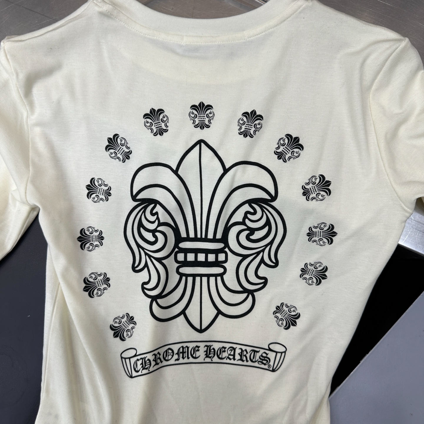 克罗心 ｜ 新款长袖打底，成衣洗水加多处印花工艺，莱赛尔羊毛面料亲肤感超强，尺码sml