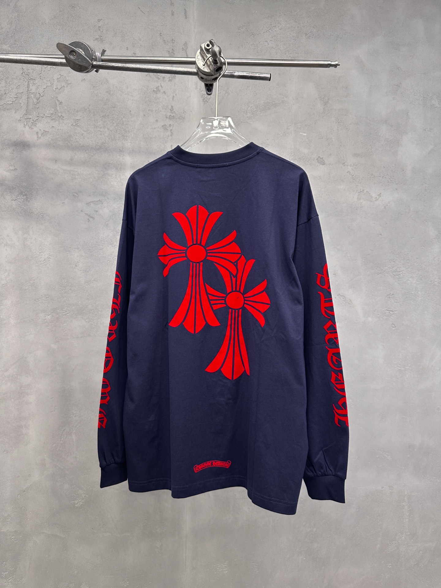 取克罗心 ｜ 新款长袖t，成衣洗水加6处植绒印花工艺，男女同款，尺码sml