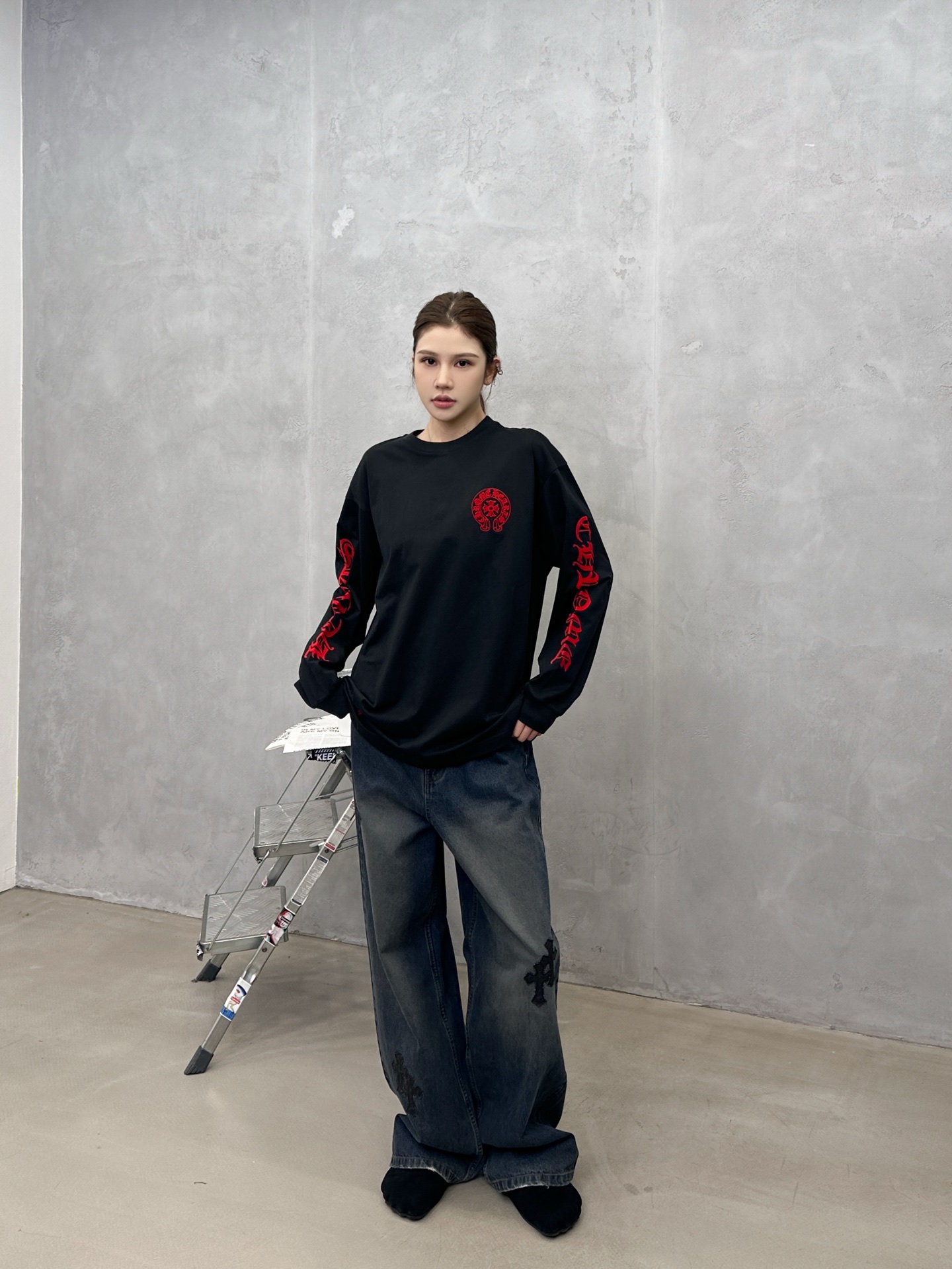 取克罗心 ｜ 新款长袖t，成衣洗水加6处植绒印花工艺，男女同款，尺码sml