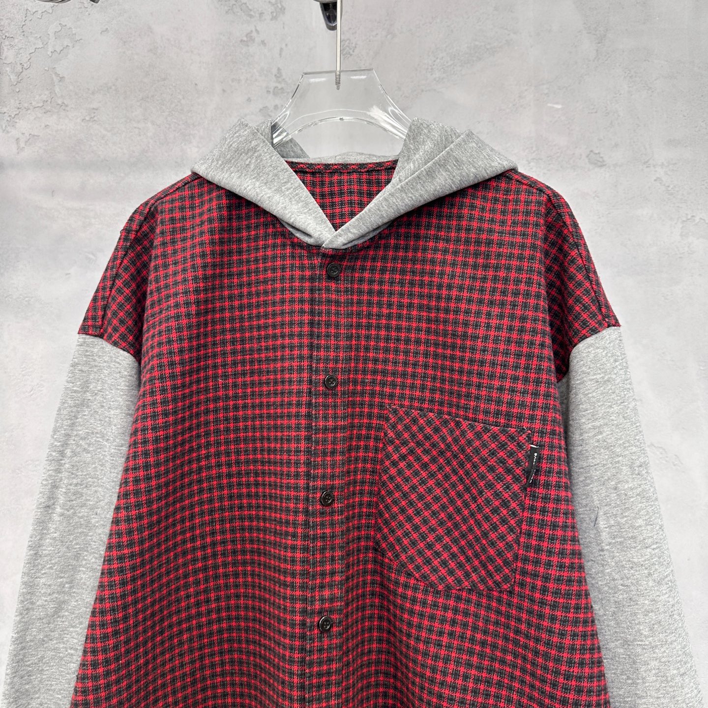 巴黎 ｜ 新款休闲卫衣开衫，成衣洗水吊磨工艺，针梭织面料拼接假两件做工，休闲时尚，男女同款，尺码sml