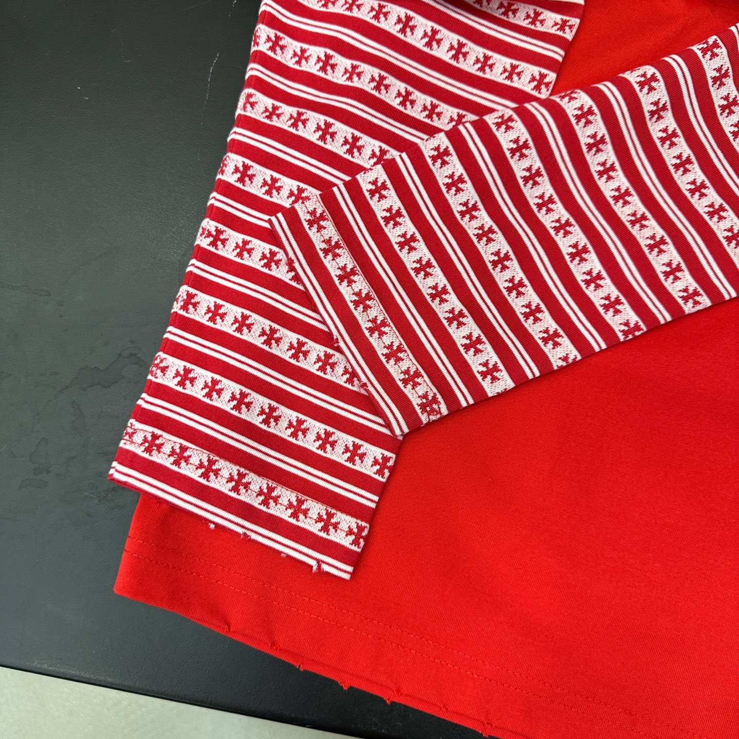 克罗心 ｜ 新款长袖polo，成衣洗水吊磨工艺，经典刺绣标，品牌提花面料拼接假两件款式，男女同款，尺码s