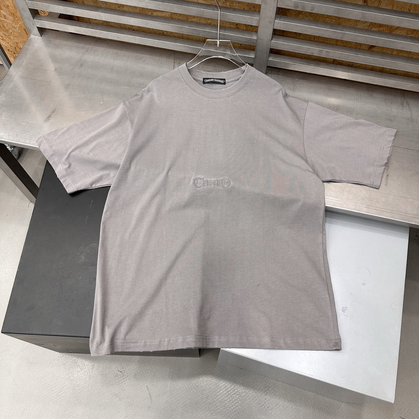 克罗心 ｜ 新款短袖t，成衣洗水炒色吊磨工艺加前后刺绣标，男女同款，尺码sml
