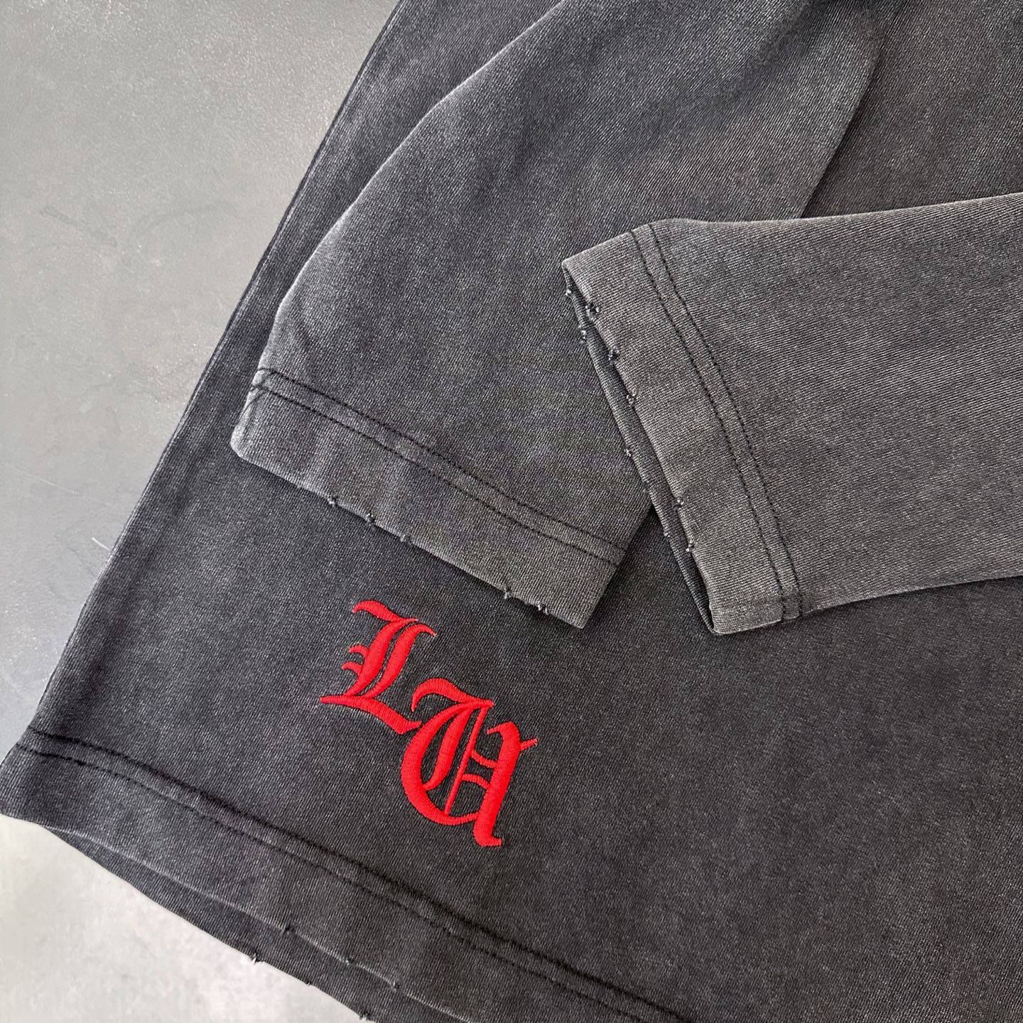 克罗心 ｜ 新款长袖t，成衣洗水炒色吊磨工艺加平绣贴布绣叠加，男女同款，尺码sml