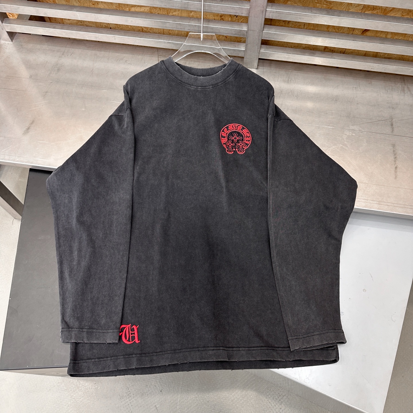 克罗心 ｜ 新款长袖t，成衣洗水炒色吊磨工艺加平绣贴布绣叠加，男女同款，尺码sml