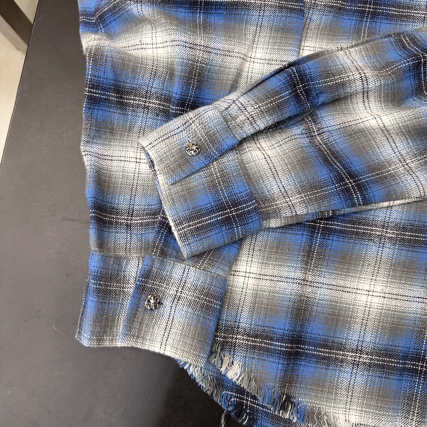 。克罗心 ｜ 新款格子衬衣，成衣洗水烫钻工艺，全棉格子面料，男女同款，尺码sml